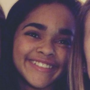 Meet your Posher, Felicia